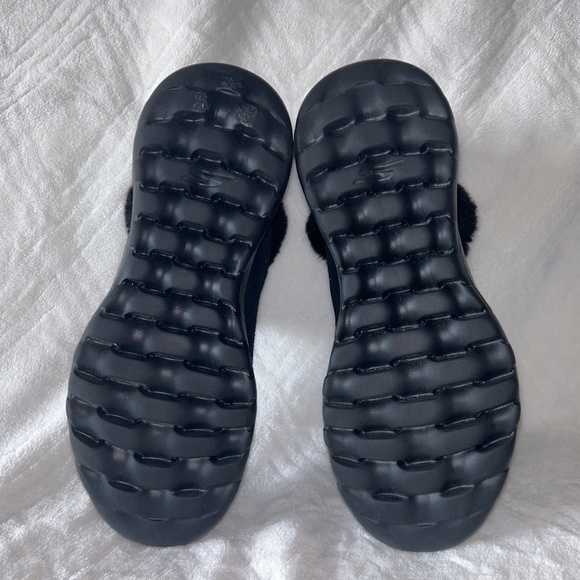 Skechers Booties - Picture 4 of 8